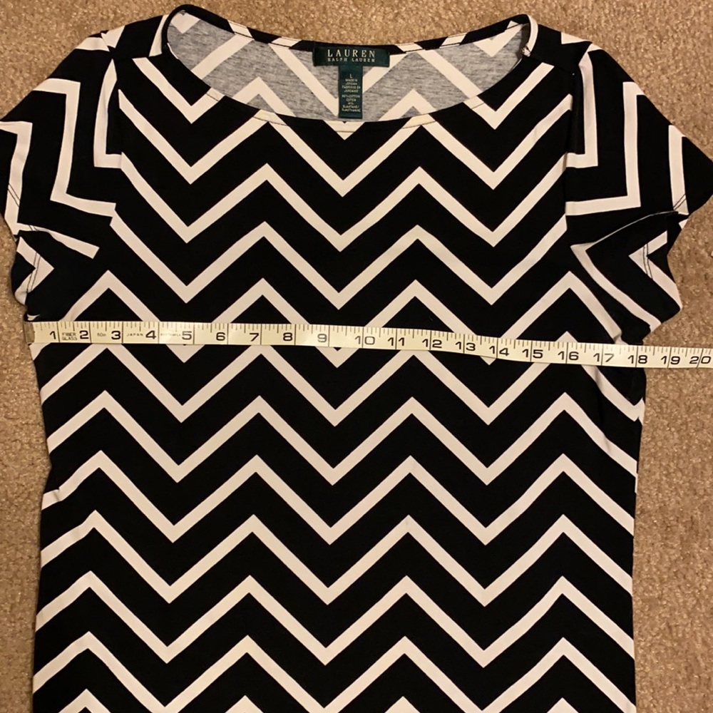 Ralph Lauren Black and White Chevron Top - Picture 4 of 4